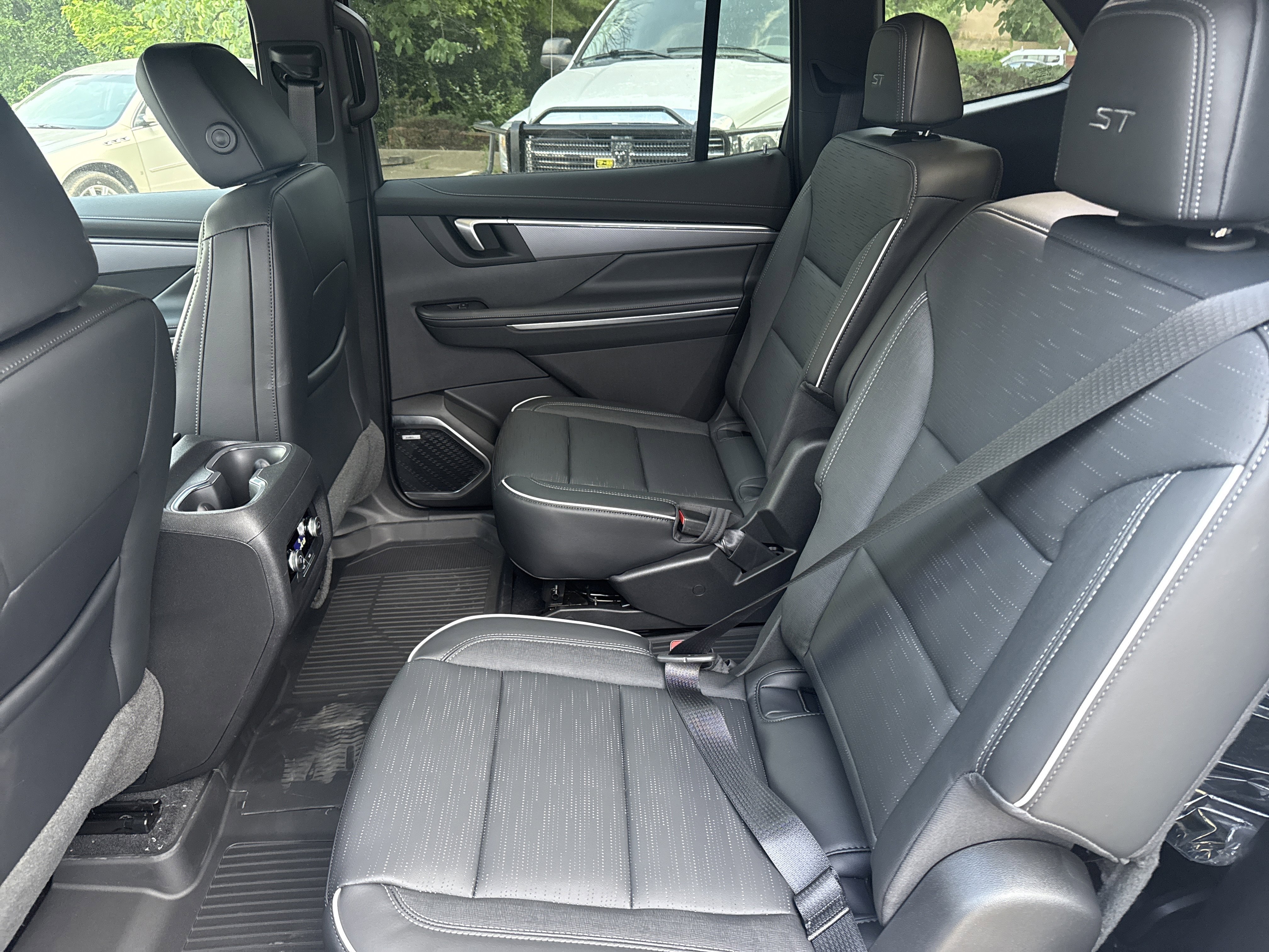 2026 Buick Enclave Sport Touring - Photo 6