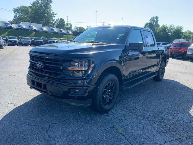 Certified Used 2024 Agate Black Metallic Ford XLT image 4