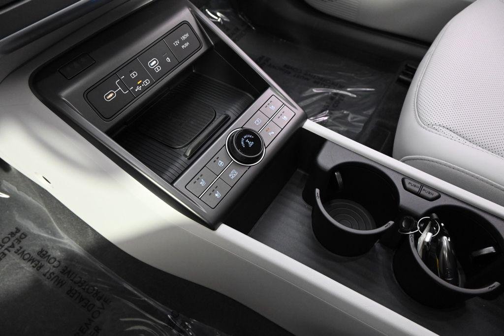 New 2026 Cyber Gray Metallic Hyundai Limited AWD image 31