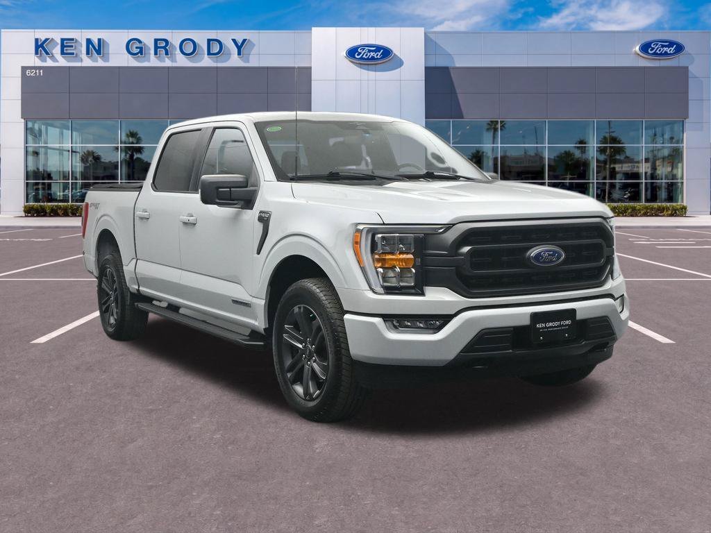 Used 2023 White Ford XLT image 1