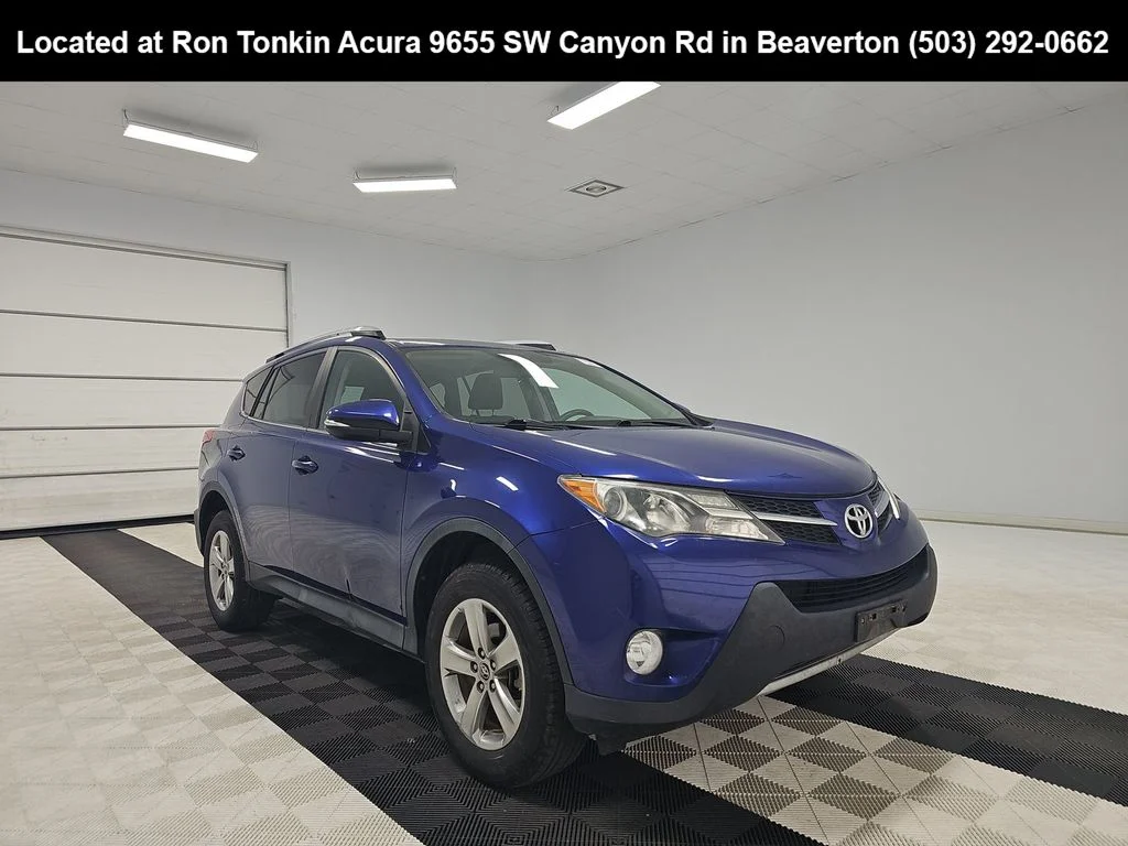 2015 Toyota RAV4 XLE AWD's photo