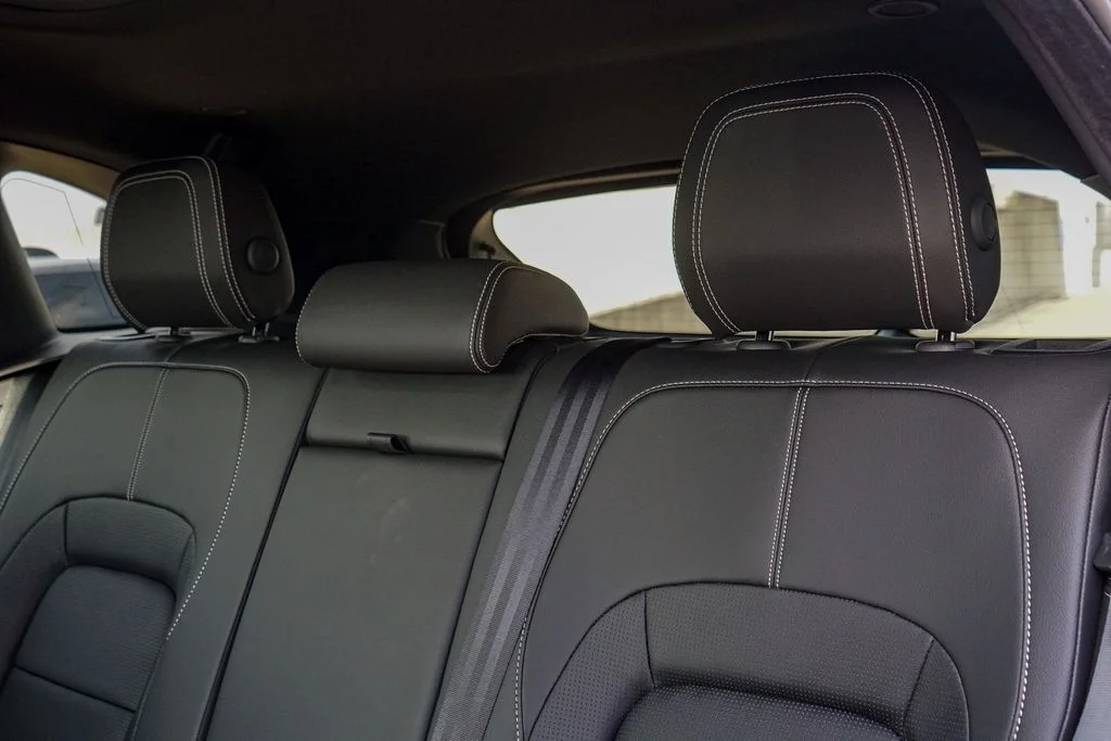 2026 Jaguar F-Pace R-Dynamic S - Photo 28