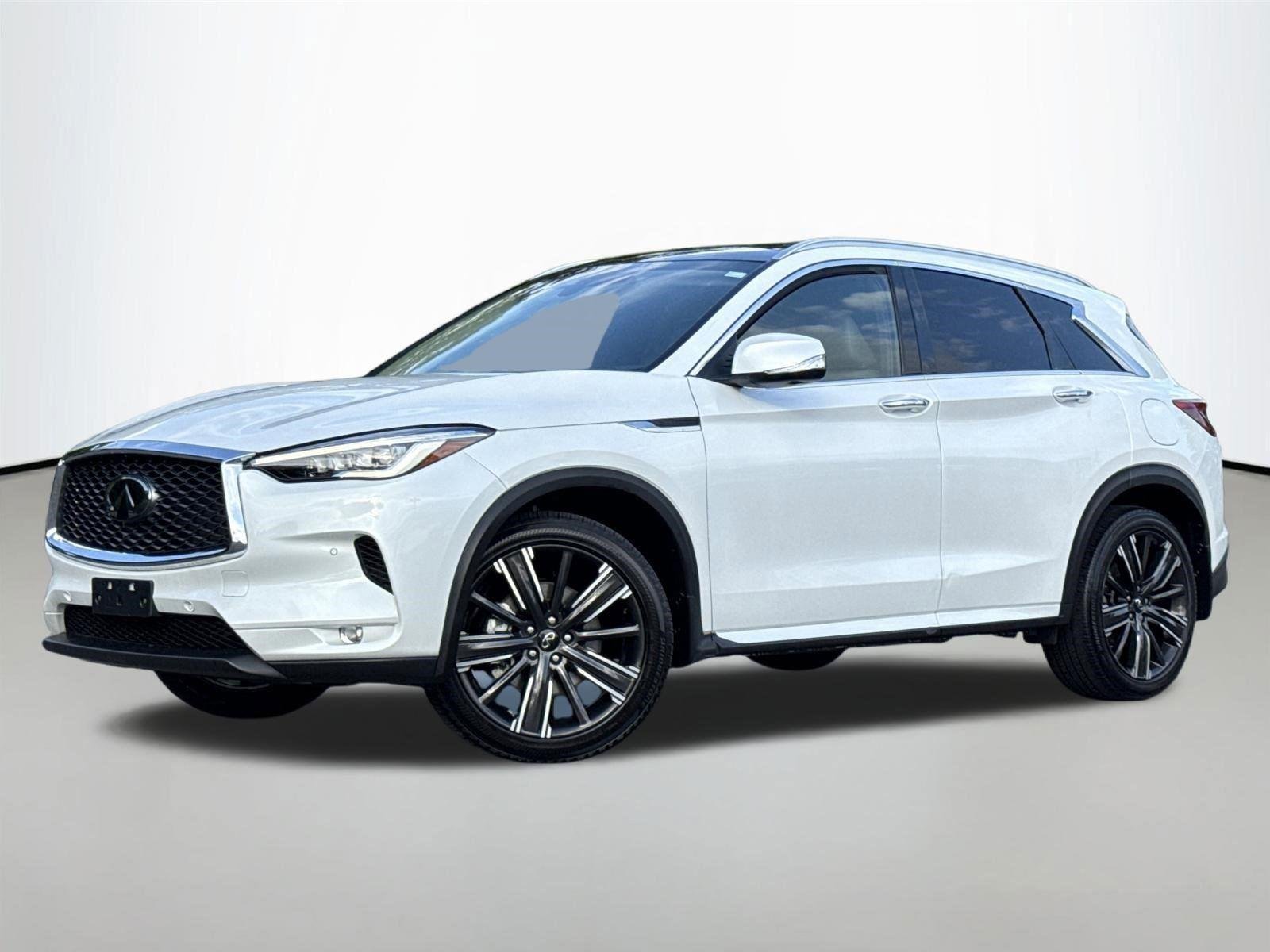 Used 2023 Radiant White INFINITI SENSORY image 1