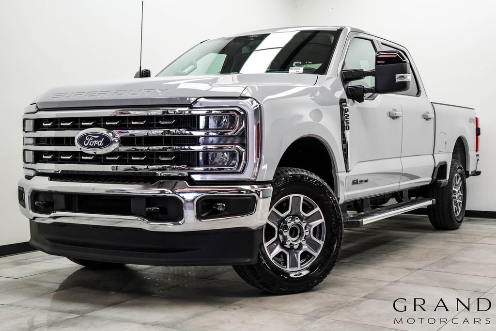 Used 2026 White Ford Lariat image 1