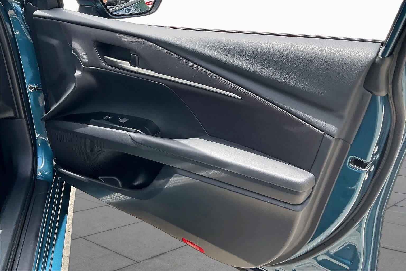 Used 2025 Ocean Gem Toyota LE image 20