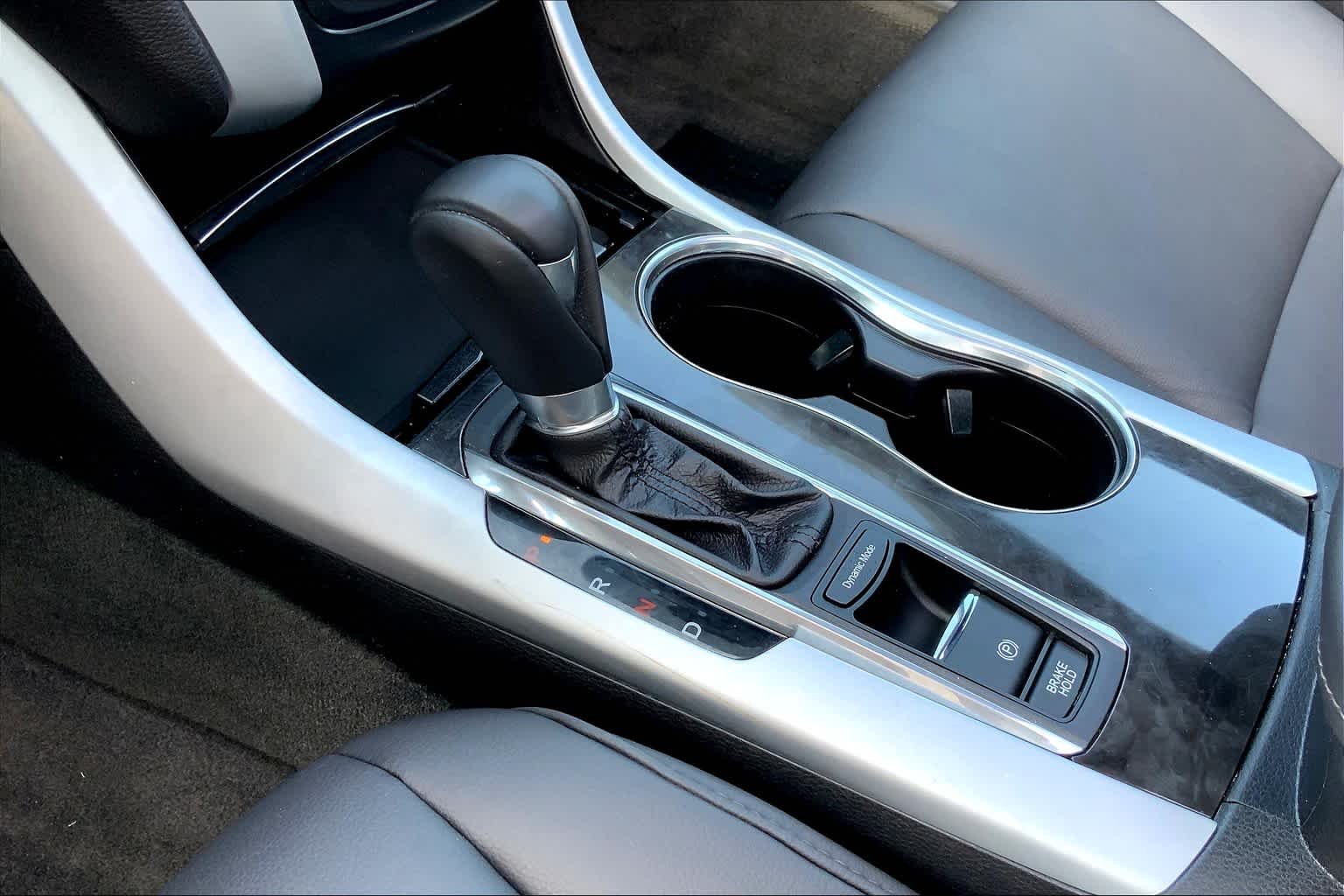 Certified Used 2019 Lunar Silver Metallic Acura  image 16