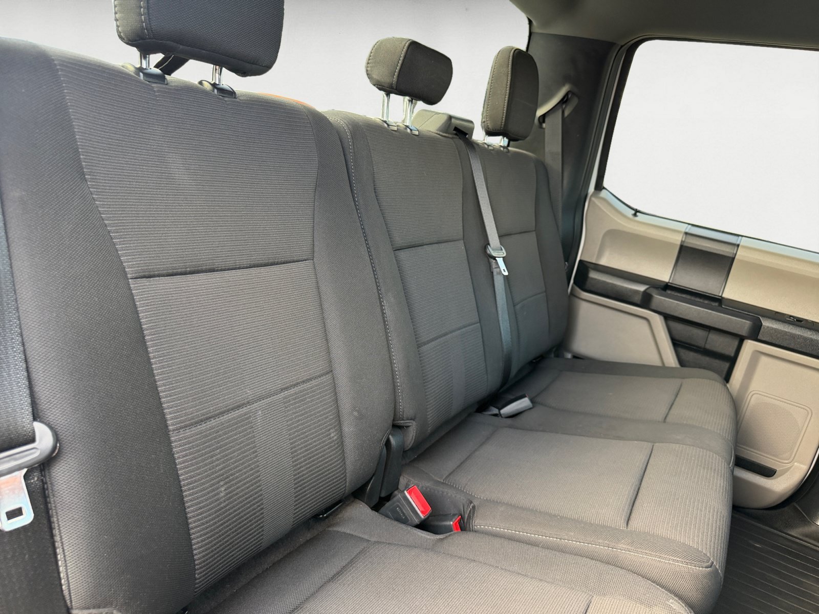 Used 2019 Oxford White Ford XL image 18