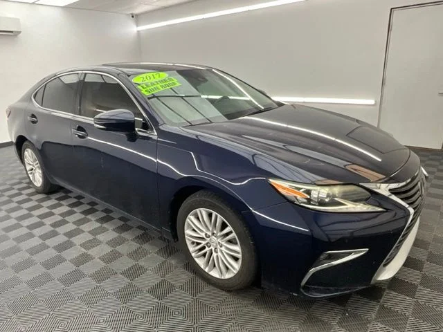 Used 2017 Blue Lexus 350 image 3