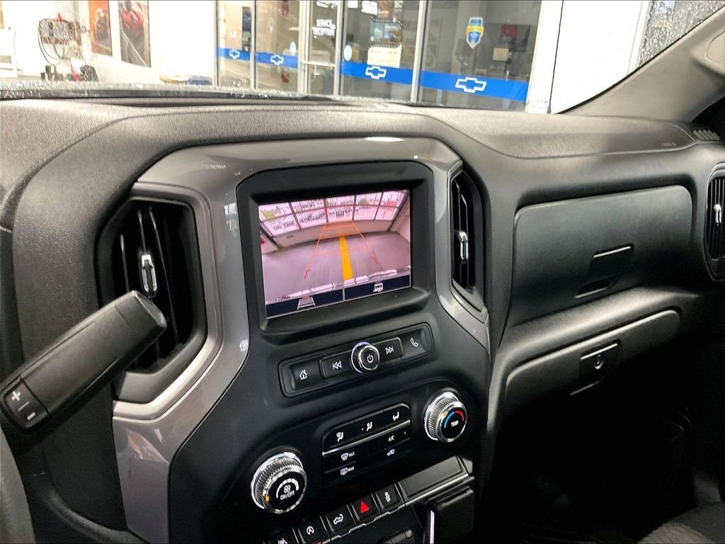 Used 2024 Silver GMC Pro image 19