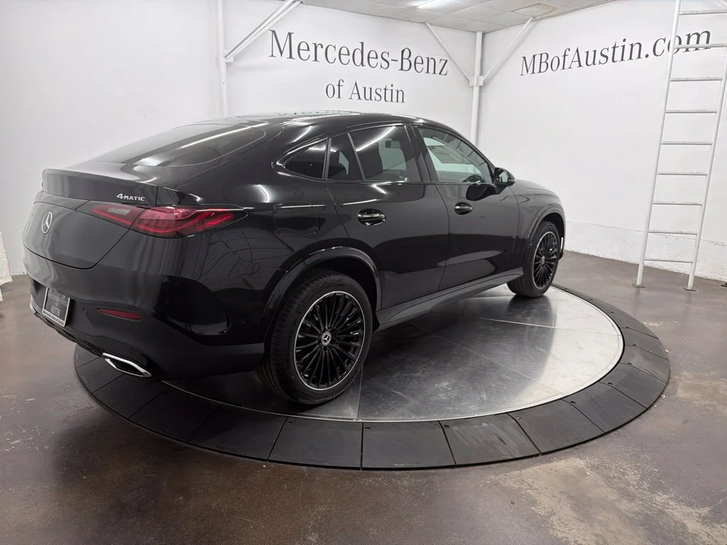 New 2027 Black Mercedes-Benz GLC 300 Coupe image 7