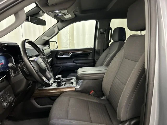 Used 2023 Gray Chevrolet RST image 5