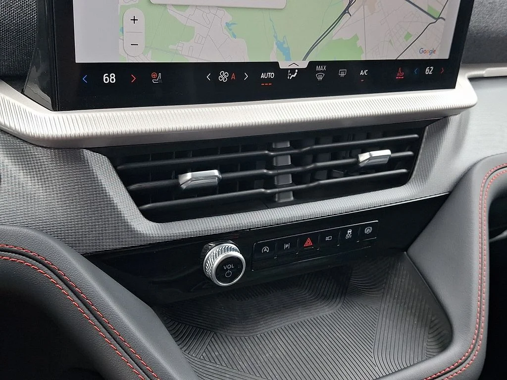 2026 Ford Explorer ST-Line - Photo 15