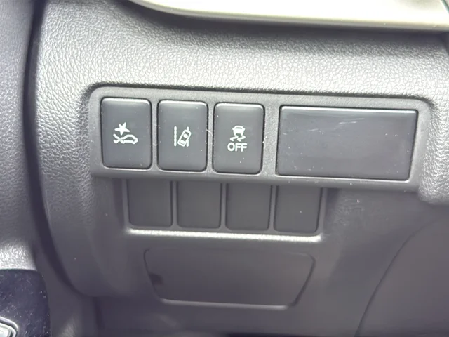 Used 2023 Brown Mitsubishi SEL image 32