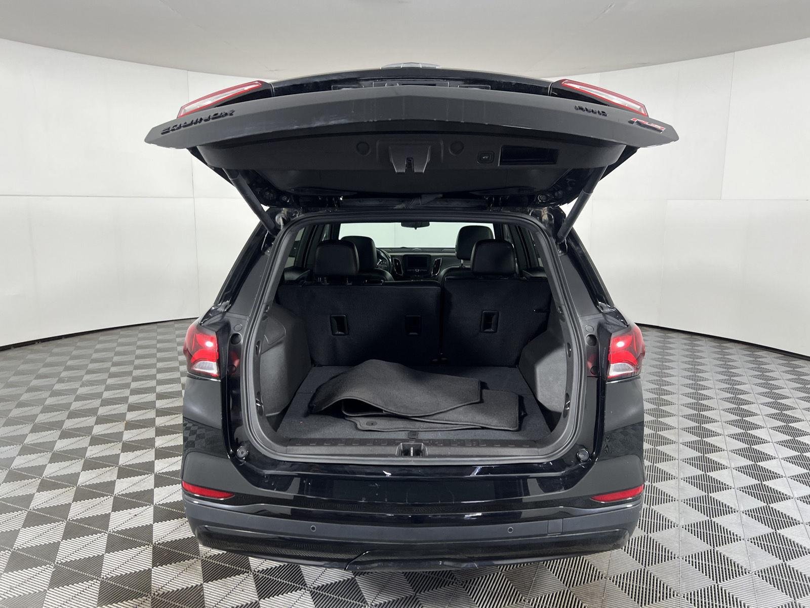 Used 2024 Mosaic Black Metallic Chevrolet RS image 24