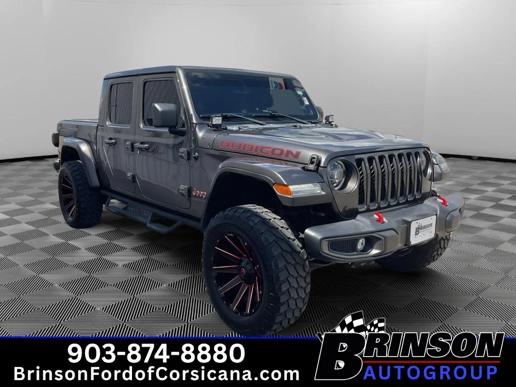 Used 2022 Granite Crystal Metallic Clearcoat Jeep Rubicon image 3