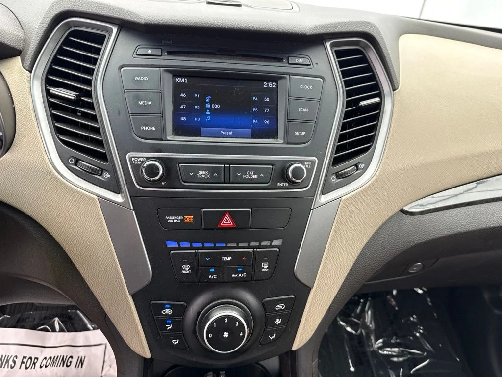 Used 2017 Copper Hyundai 2.4 Base image 23