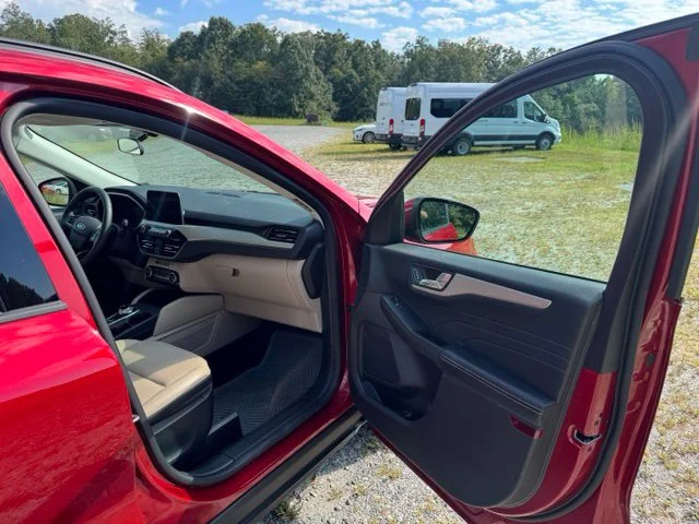 Used 2021 Red Ford SEL image 14
