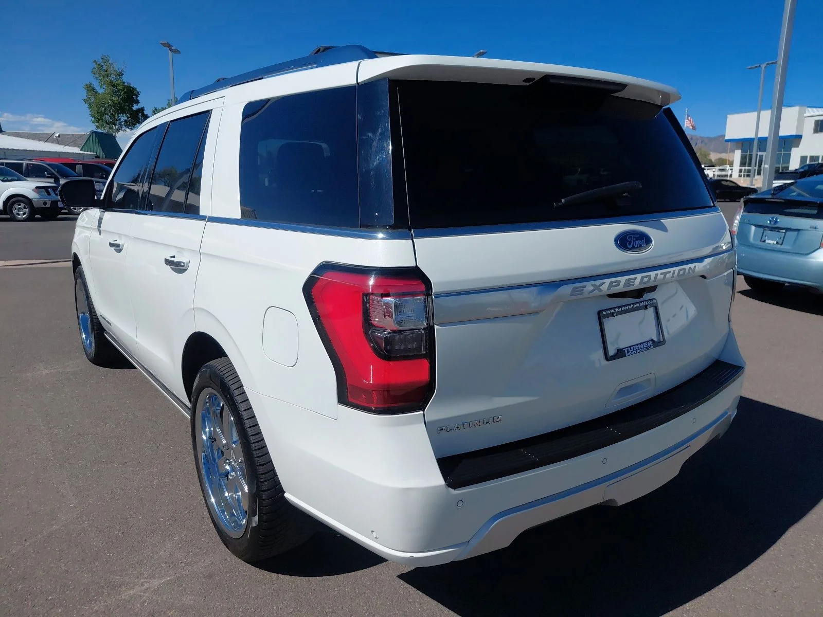 Used 2020 White Ford Platinum image 6