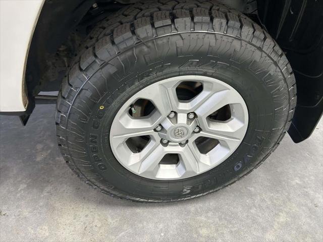 Certified Used 2023 ICE CAP Toyota  image 9
