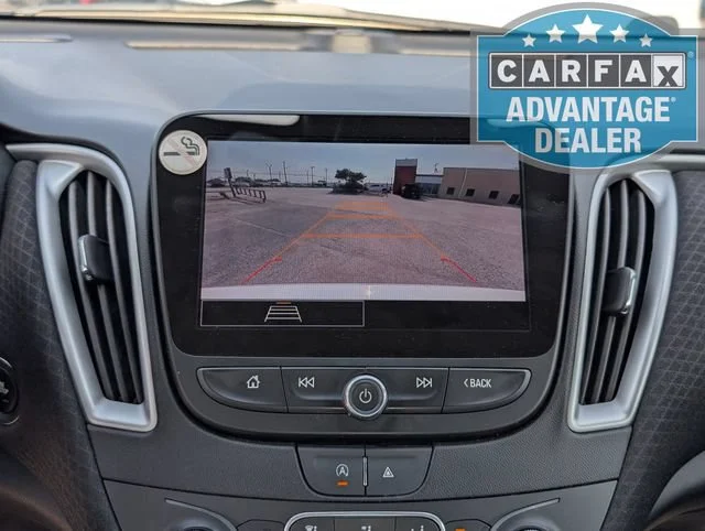 Used 2024 Summit White Chevrolet 1LT image 7