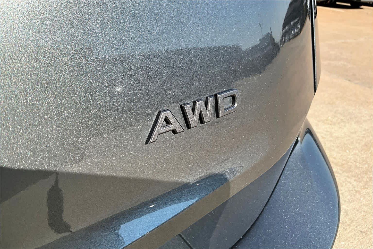 Used 2025 Gun Metallic Nissan SV image 8