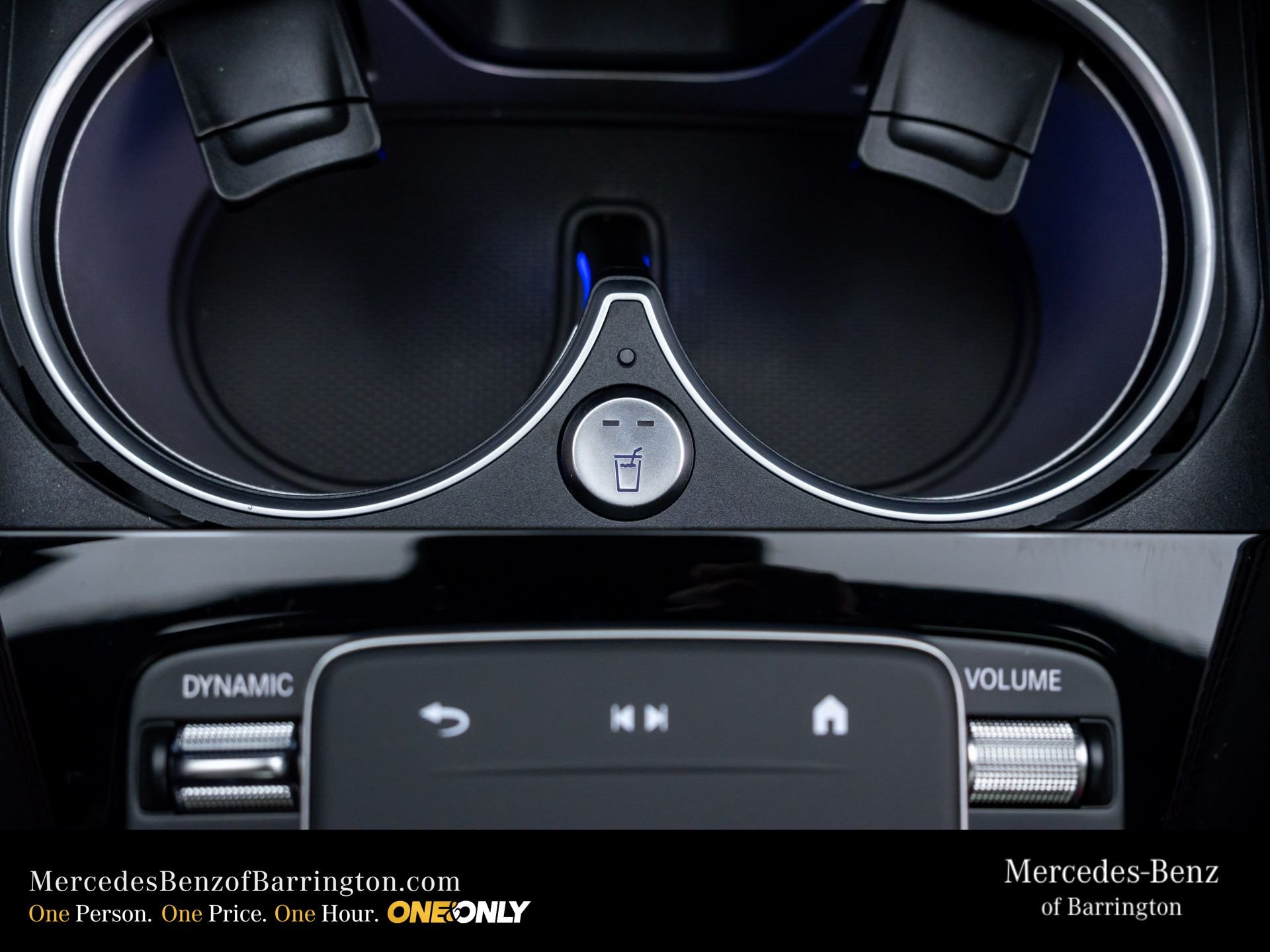 New 2026 MANUFAKTUR Moonlight White Metallic Mercedes-Benz GLE 53 AMG® image 27