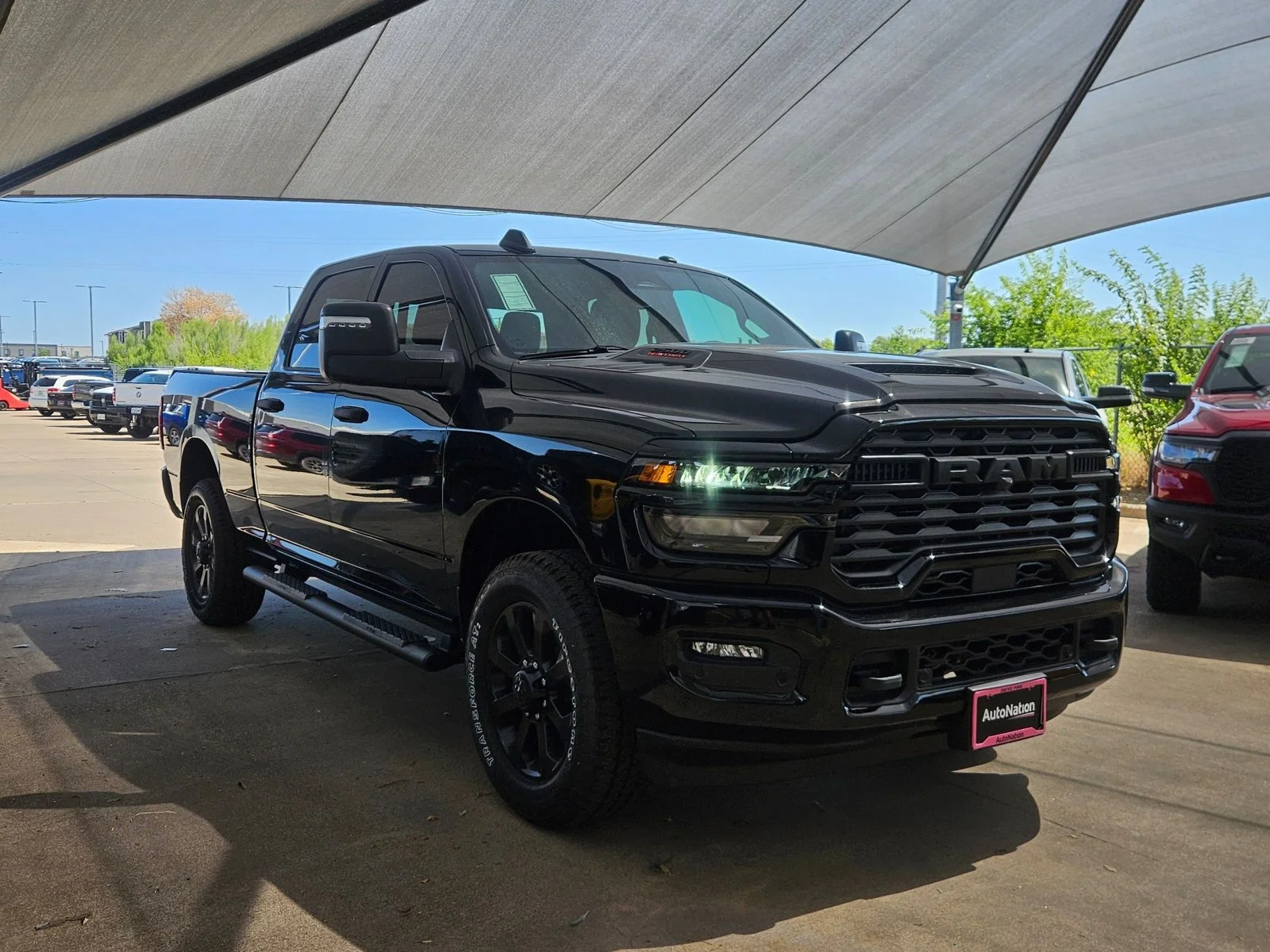 New 2026 Diamond Black Crystal Pearlcoat Ram Black Express image 6