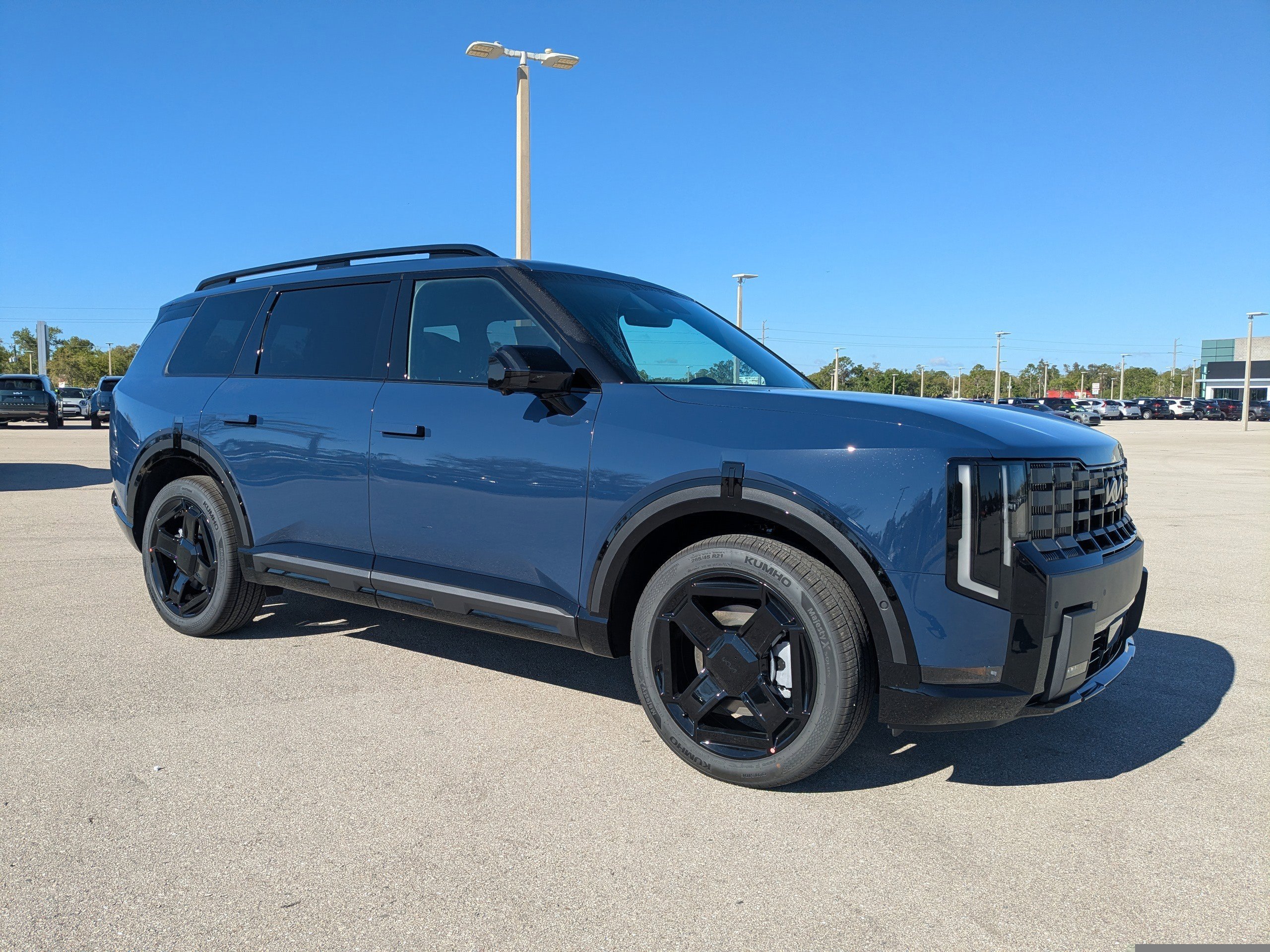 New 2027 Midnight Lake Blue Kia X-LINE SX image 2