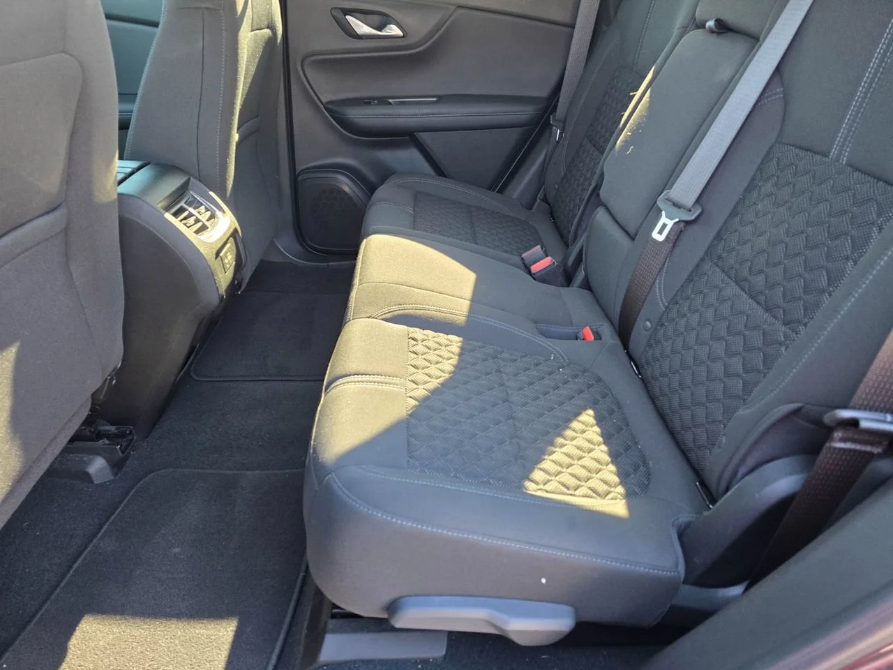 Used 2022 Iron Gray Chevrolet LT w/2LT image 23