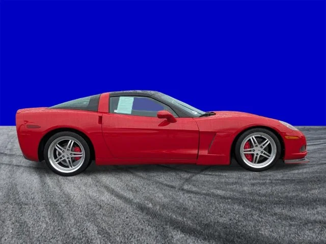 Used 2005 Victory Red Chevrolet Base image 3