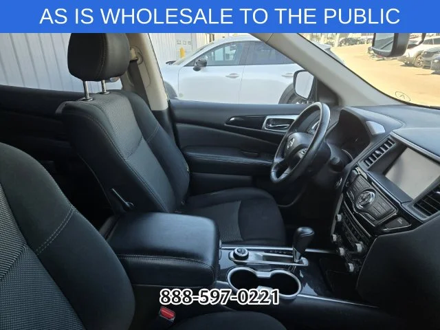 Used 2018 Gray Nissan SV image 10