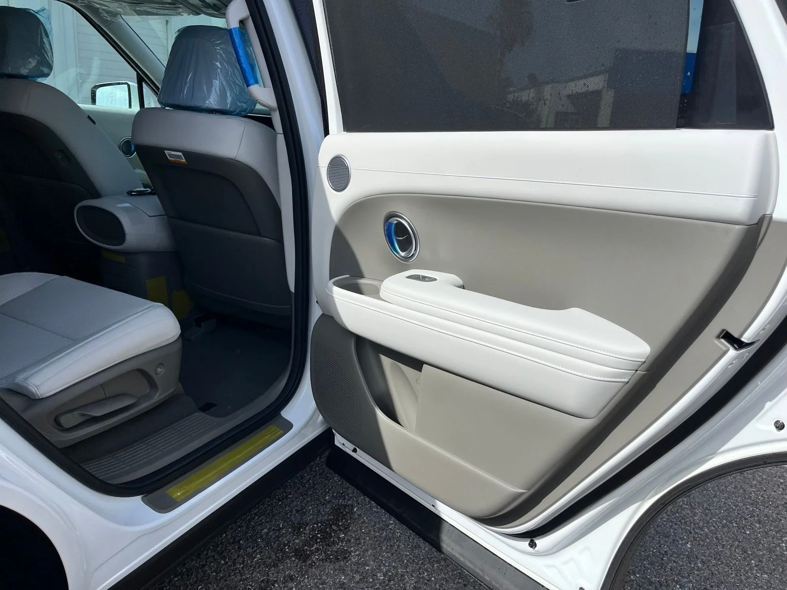 New 2027 White Hyundai Blue SEL image 20