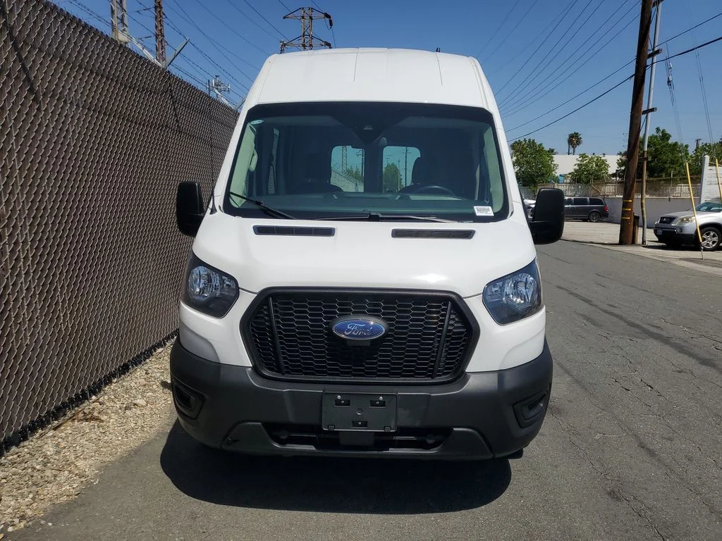 Used 2023 White Ford Base image 9