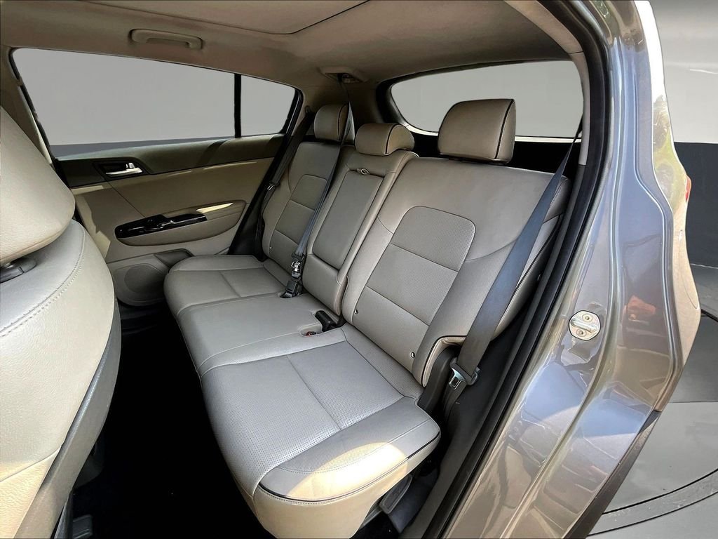 Used 2019 Silver Kia SX image 26