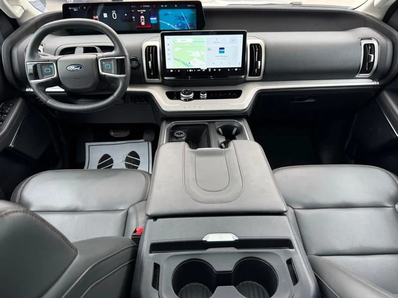 Used 2025 Oxford White Ford Active 4x4 image 12