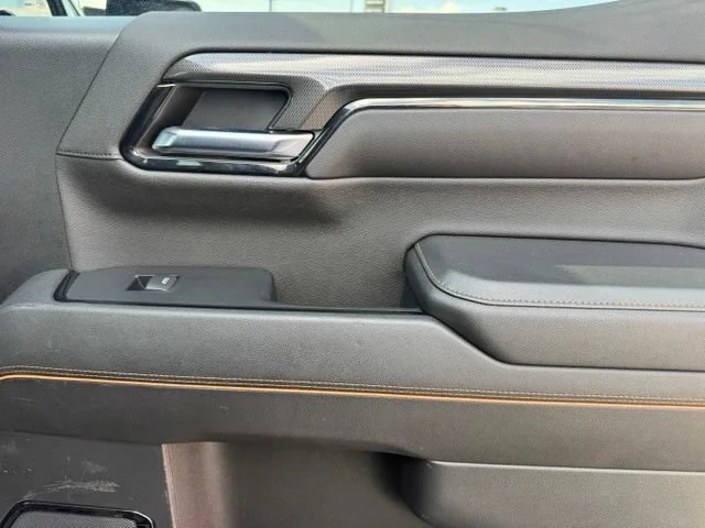 Used 2024 Onyx Black GMC AT4 image 25