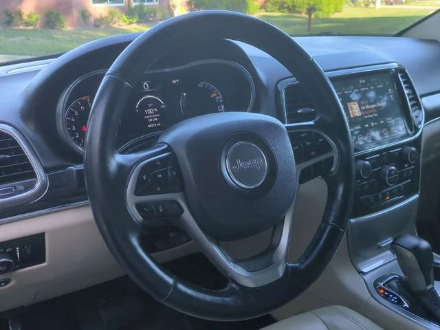 Used 2021 Brown Jeep Limited image 31