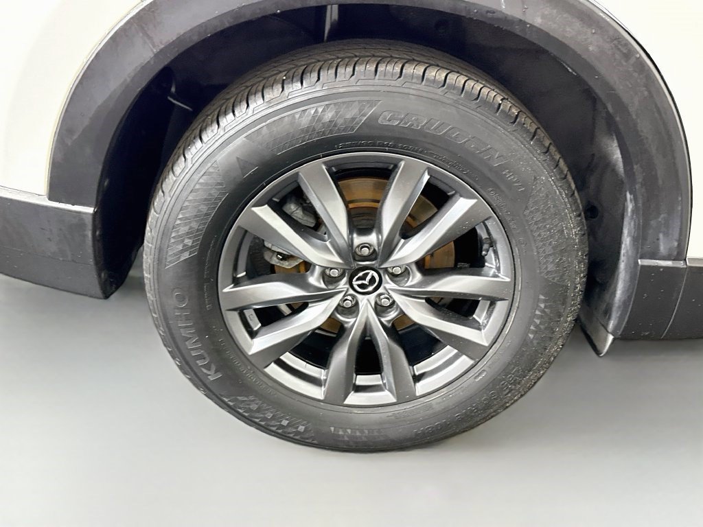 Used 2020 Snowflake White Pearl Mica Mazda Touring image 29