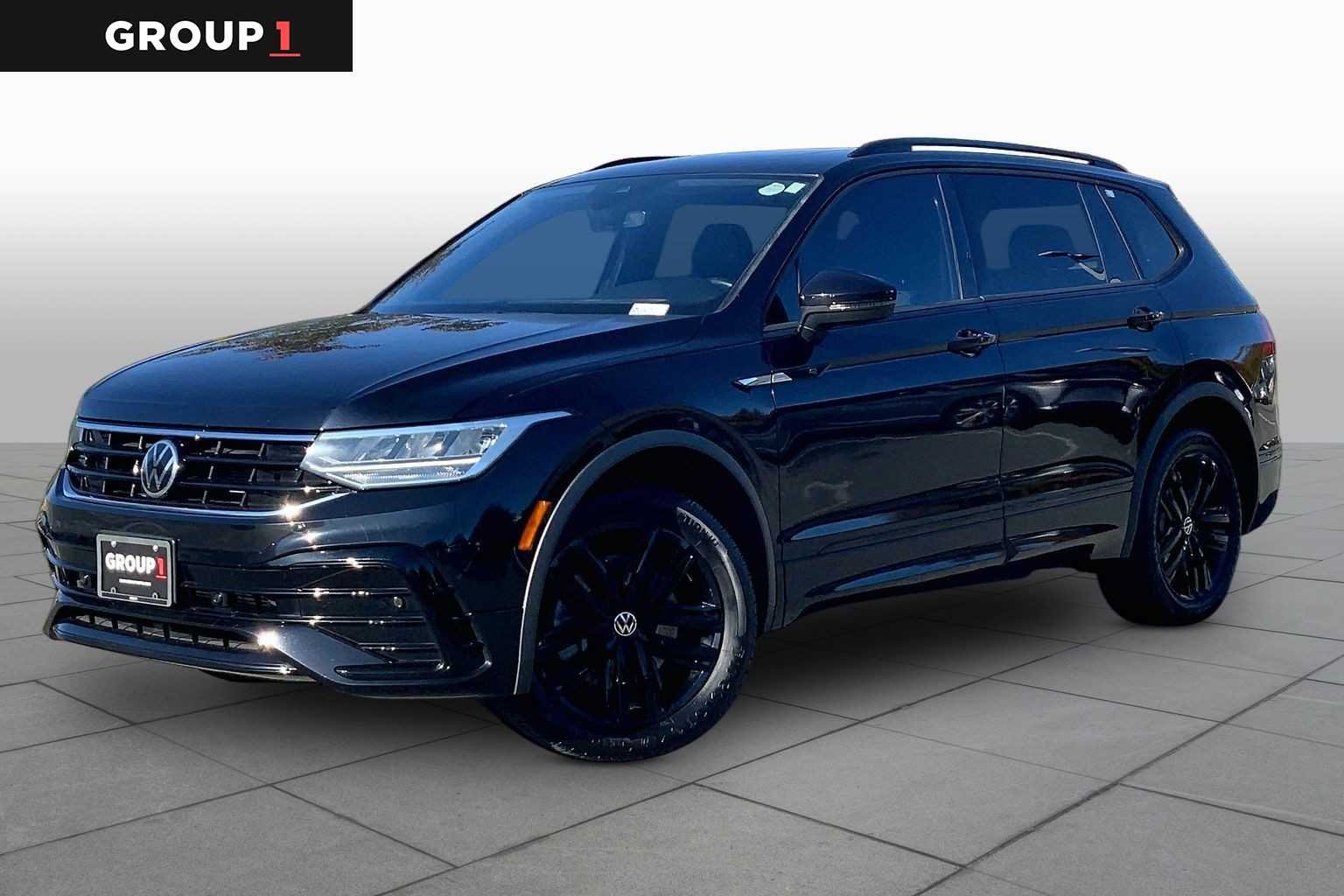 2022 Volkswagen Tiguan SE R-Line Black