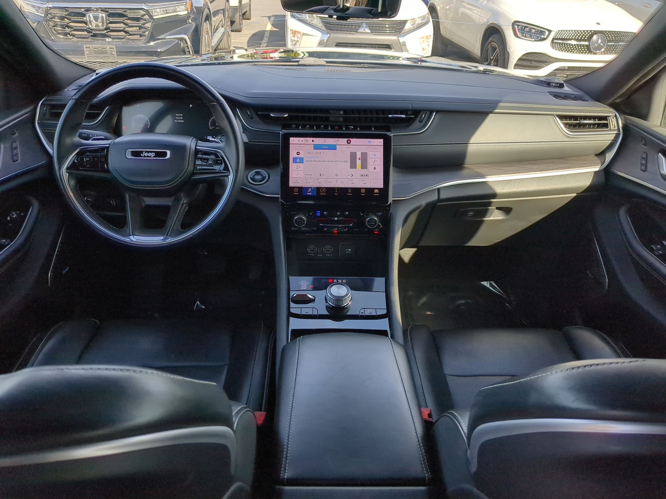 Used 2021 Diamond Black Crystal Pearlcoat Jeep Overland image 29