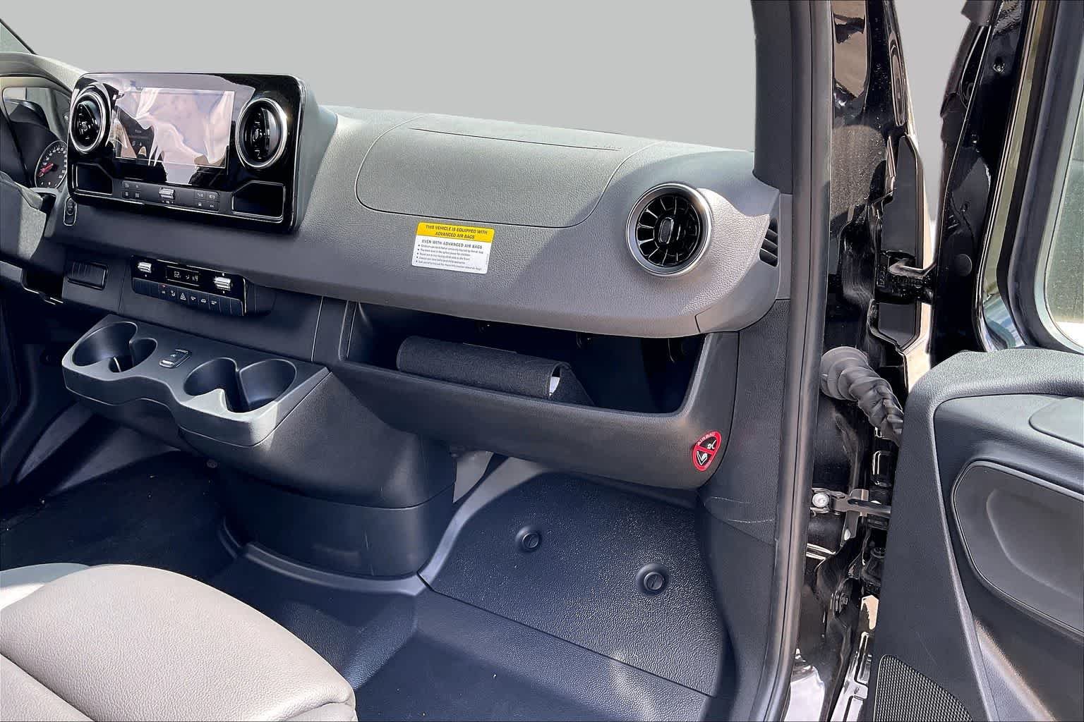 2024 Mercedes-Benz Sprinter Cargo Van Base - Photo 17