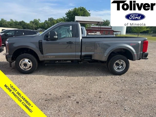 2026 Ford F-350 XL 4x4 Regular Cab 8' Box DRW's photo