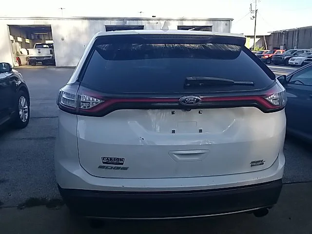 Used 2018 White Ford SEL image 28