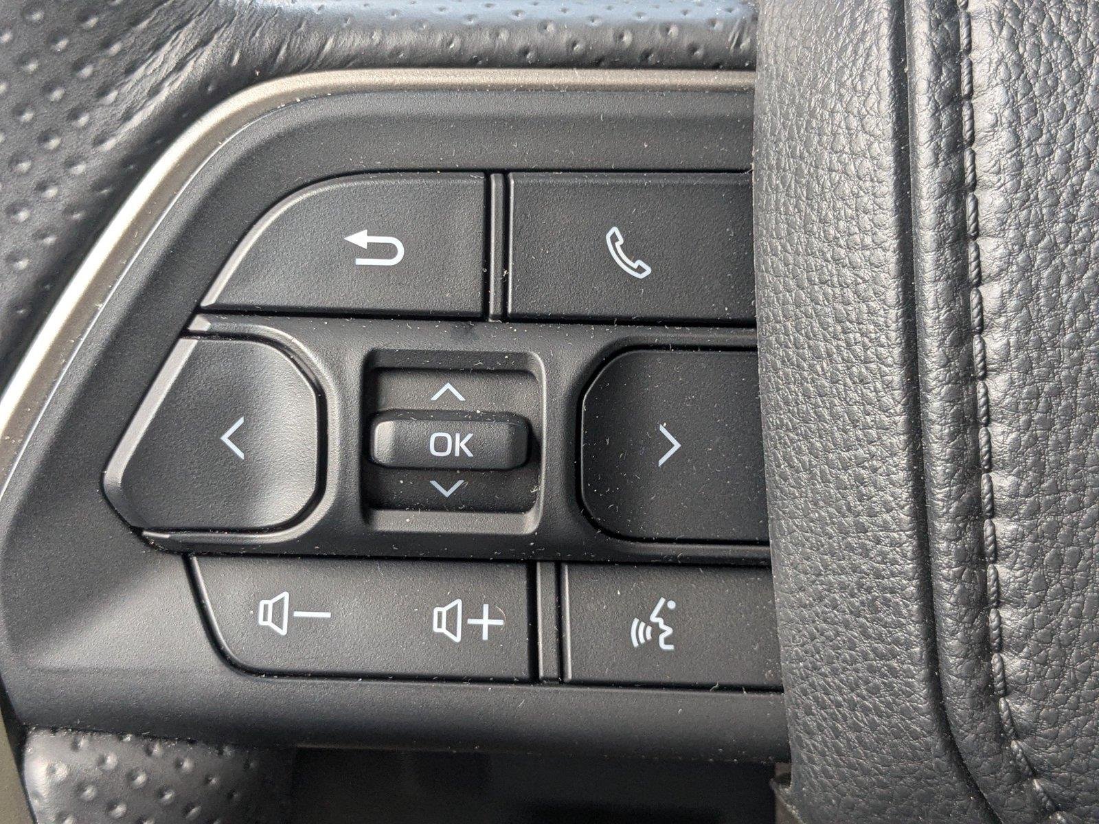 Certified Used 2025 Ice Cap Toyota SR5 image 22