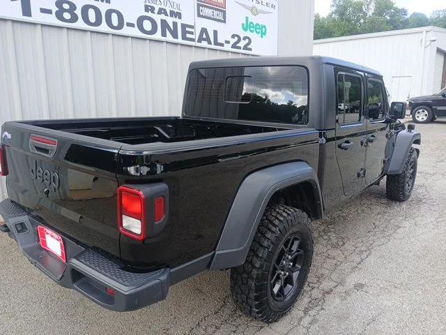 Used 2023 Black Jeep Sport image 3