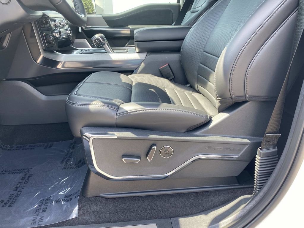New 2026 Star White Metallic Tri-Coat Ford Platinum® image 13