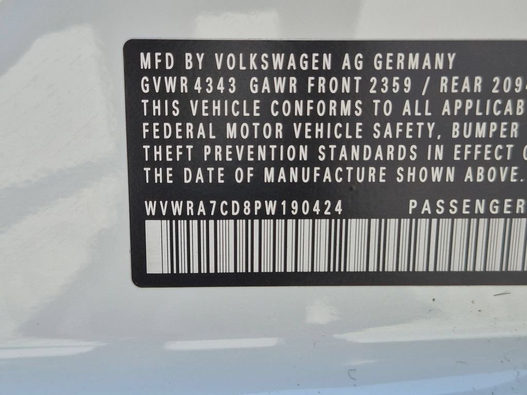 Used 2023 White Volkswagen 2.0T SE image 31