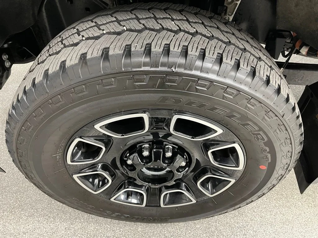 Used 2026 Gray Ford Platinum image 15
