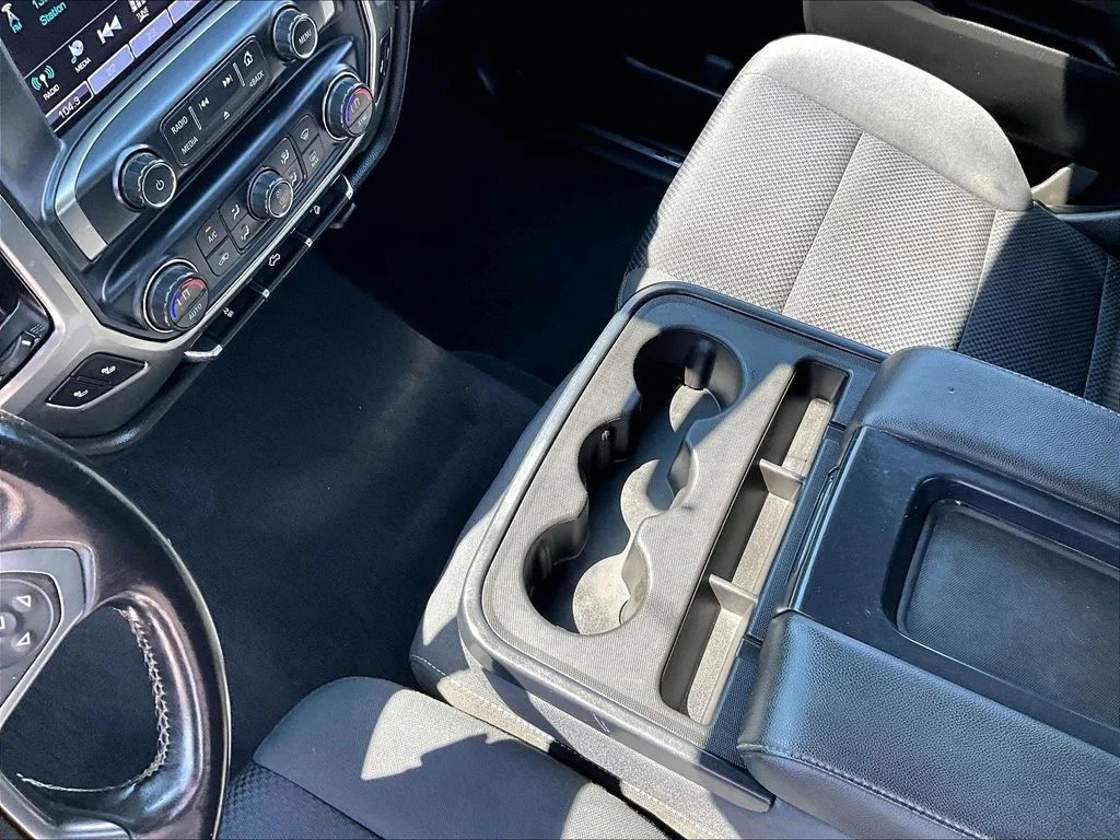 Used 2019 Silver Chevrolet LT image 16