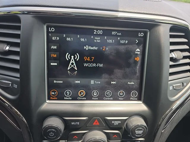 Used 2018 Silver Jeep Overland image 21